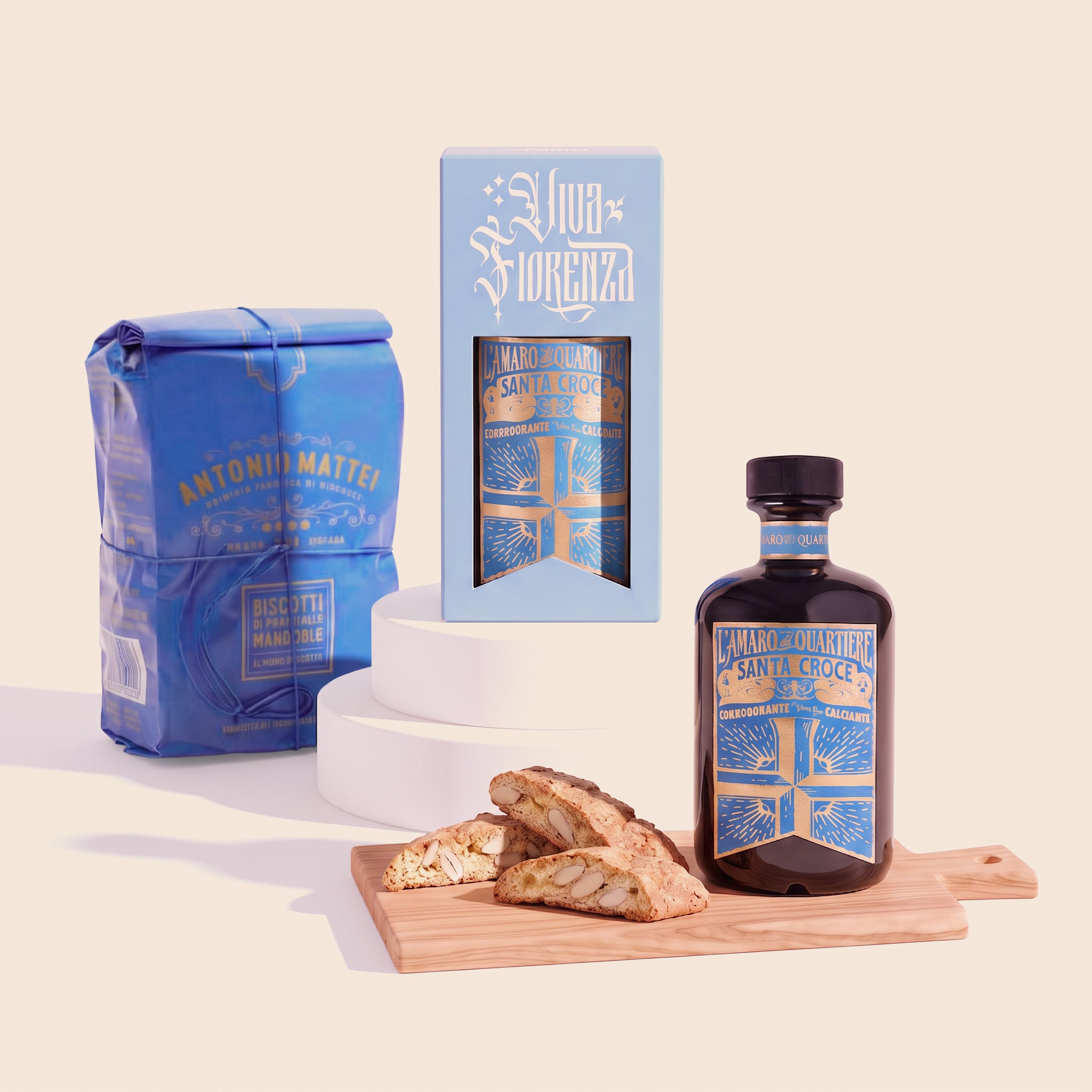 Composizione Santa Croce incontra Prato — Amaro di Quartiere Azzurri e Cantucci di Prato con mandorle Antonio Mattei